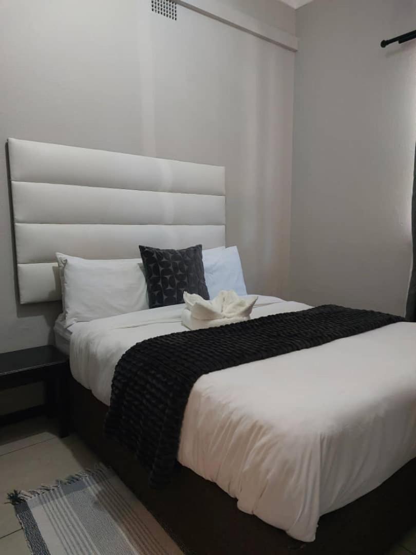 Ethithiya Boutique Guesthouse Windhoek Kültér fotó