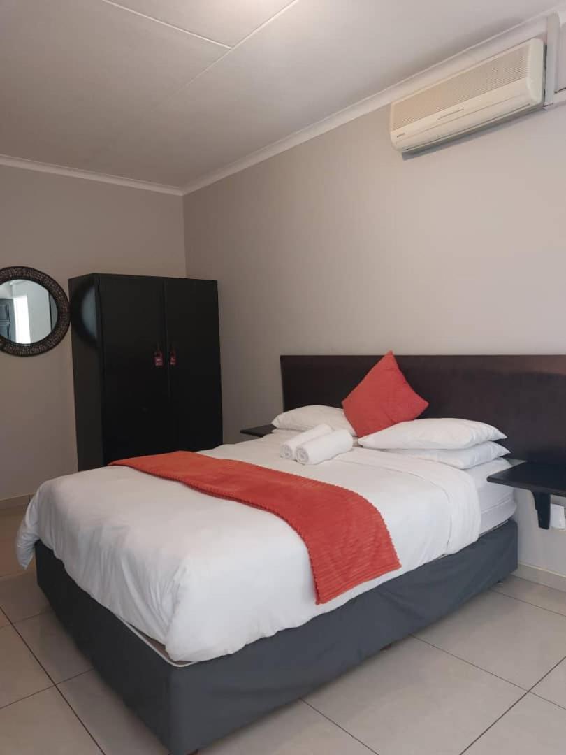 Ethithiya Boutique Guesthouse Windhoek Kültér fotó